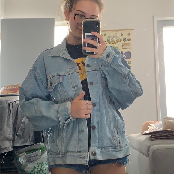 Levi’s-Vintage Jean Jacket - Picture 9 of 9